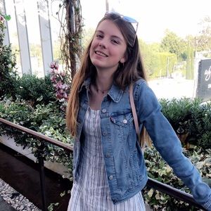 Meet your Posher, Jacqueline